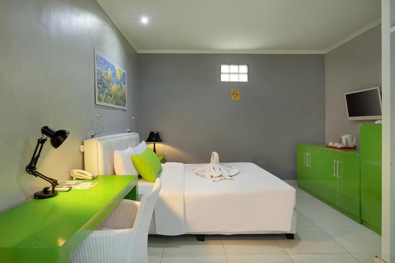 Negara Hotel Buitenkant foto