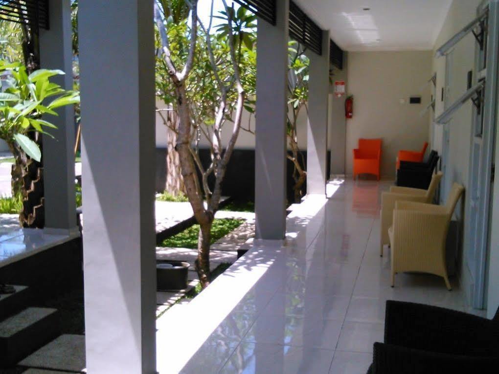 Negara Hotel Buitenkant foto