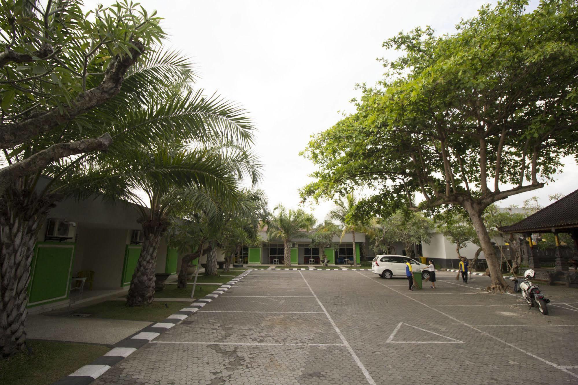 Negara Hotel Buitenkant foto